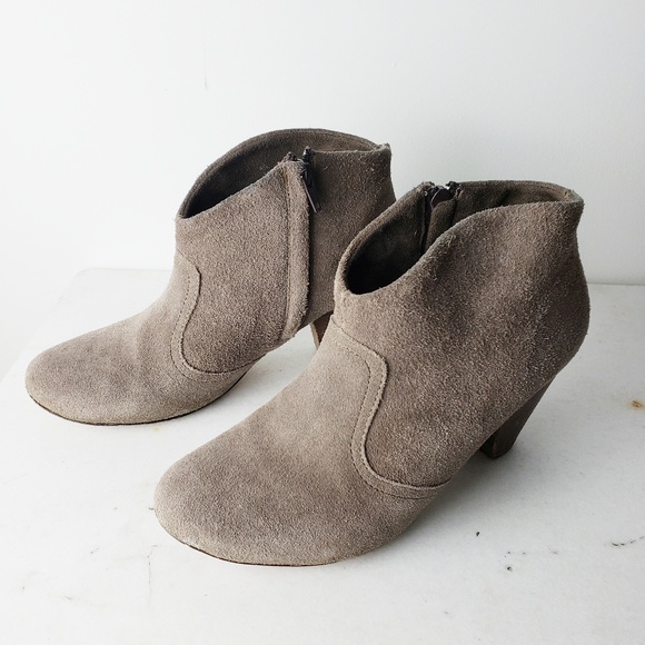 steve madden suede ankle boots
